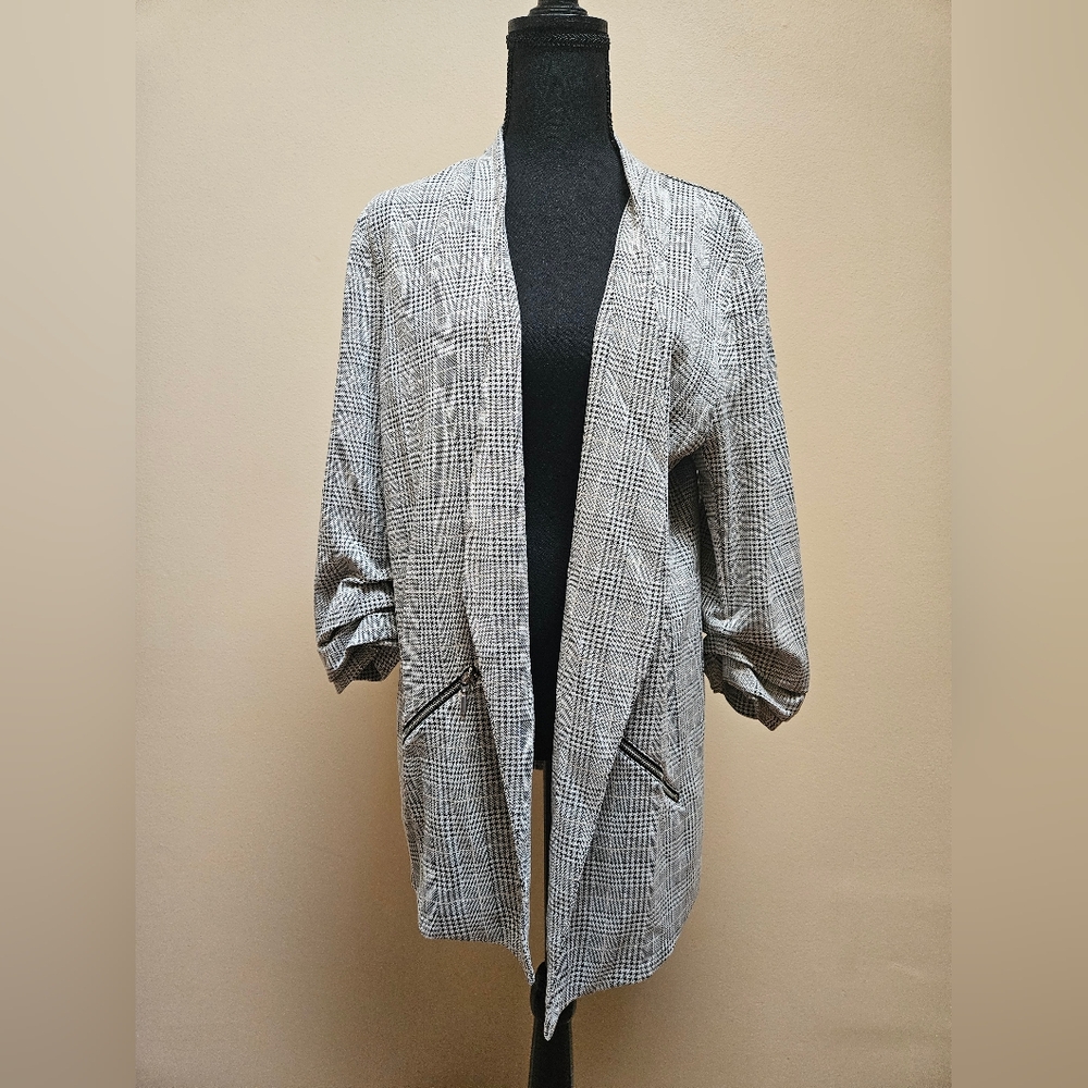 Maurices Black/White Plaid Blazer NWT XXL